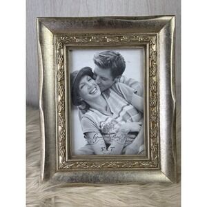 Green Tree Gallery Picture Frame 5x7 Distressed Gold Ornate Leaf Baroque Decor